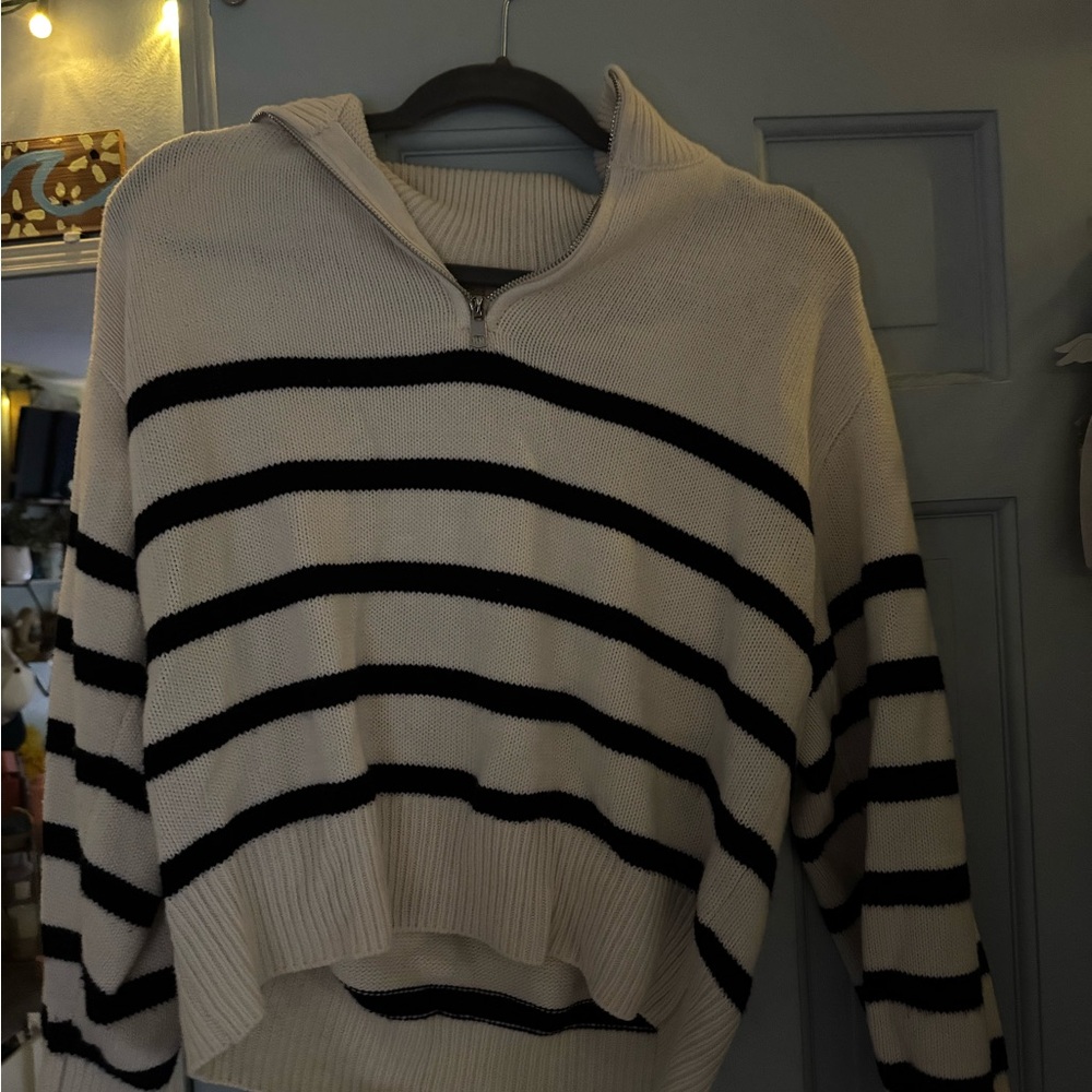 Dark Navy/black and white stripe zip up sweater
